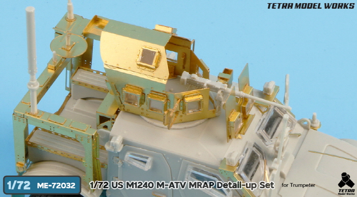ME72032_07.jpg