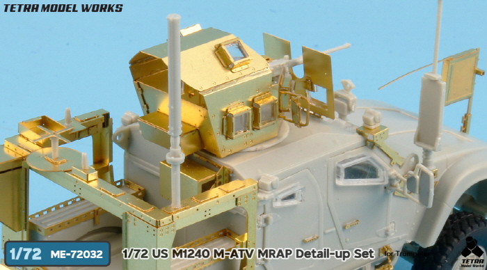 ME72032_08.jpg